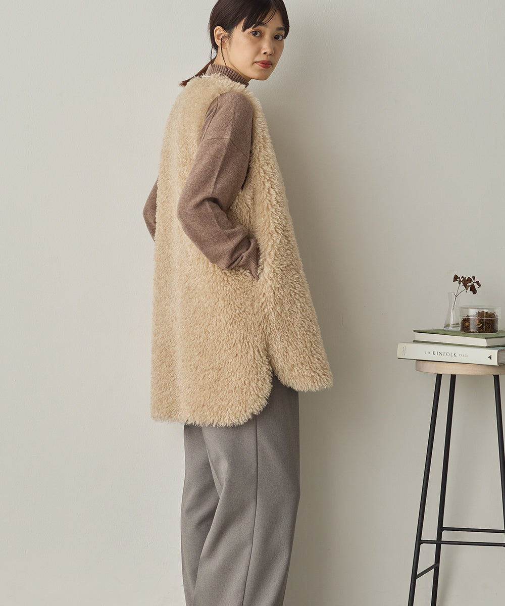 プードルファーリバーシブルロングベスト[1325-9006] – Sans Souci 34＋