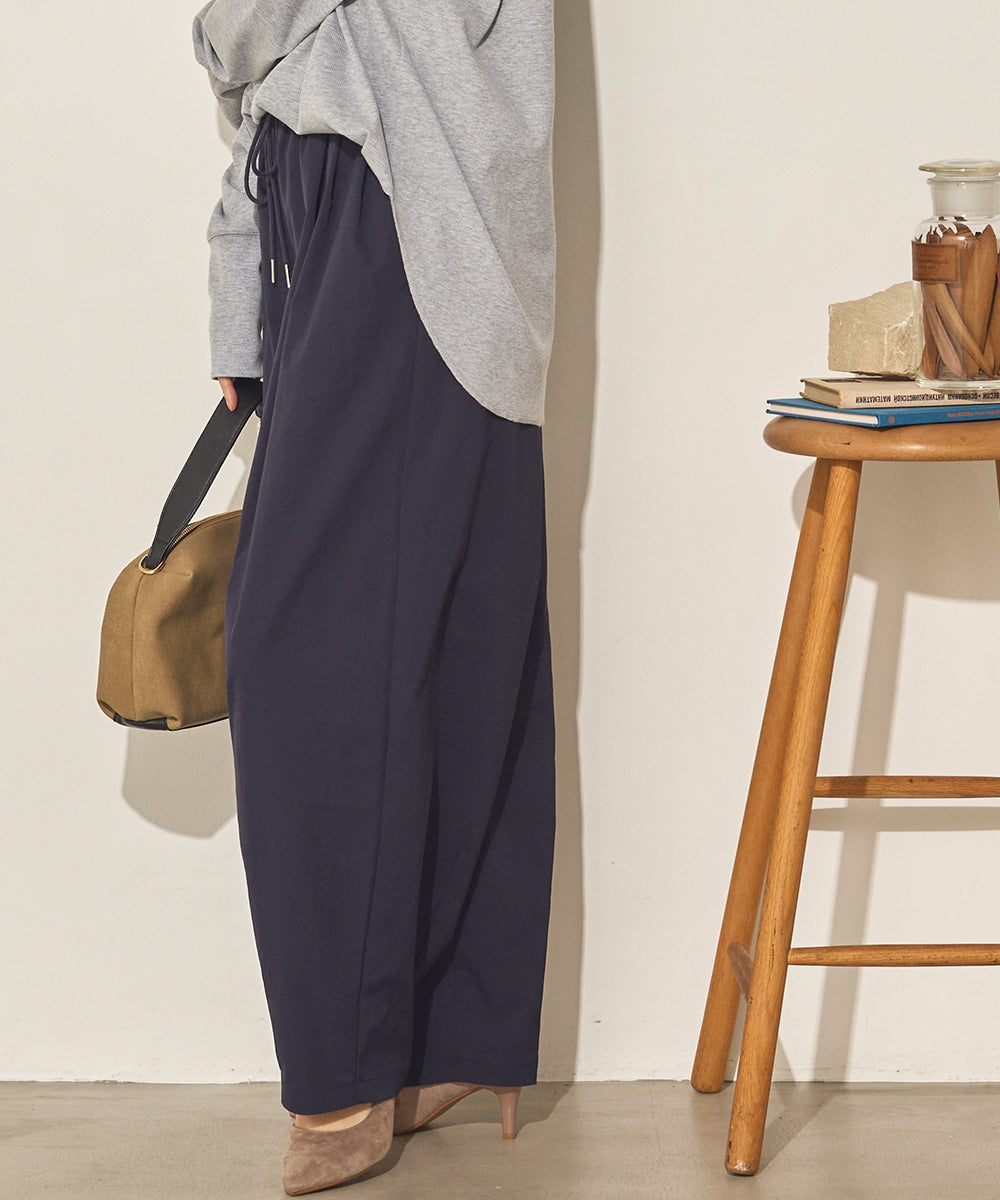 撥水シワ加工 ストレッチタックワイドコクーンパンツ[31211-1136]