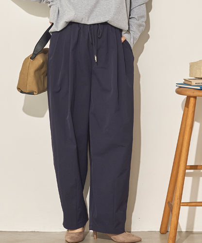 撥水シワ加工 ストレッチタックワイドコクーンパンツ[31211-1136]